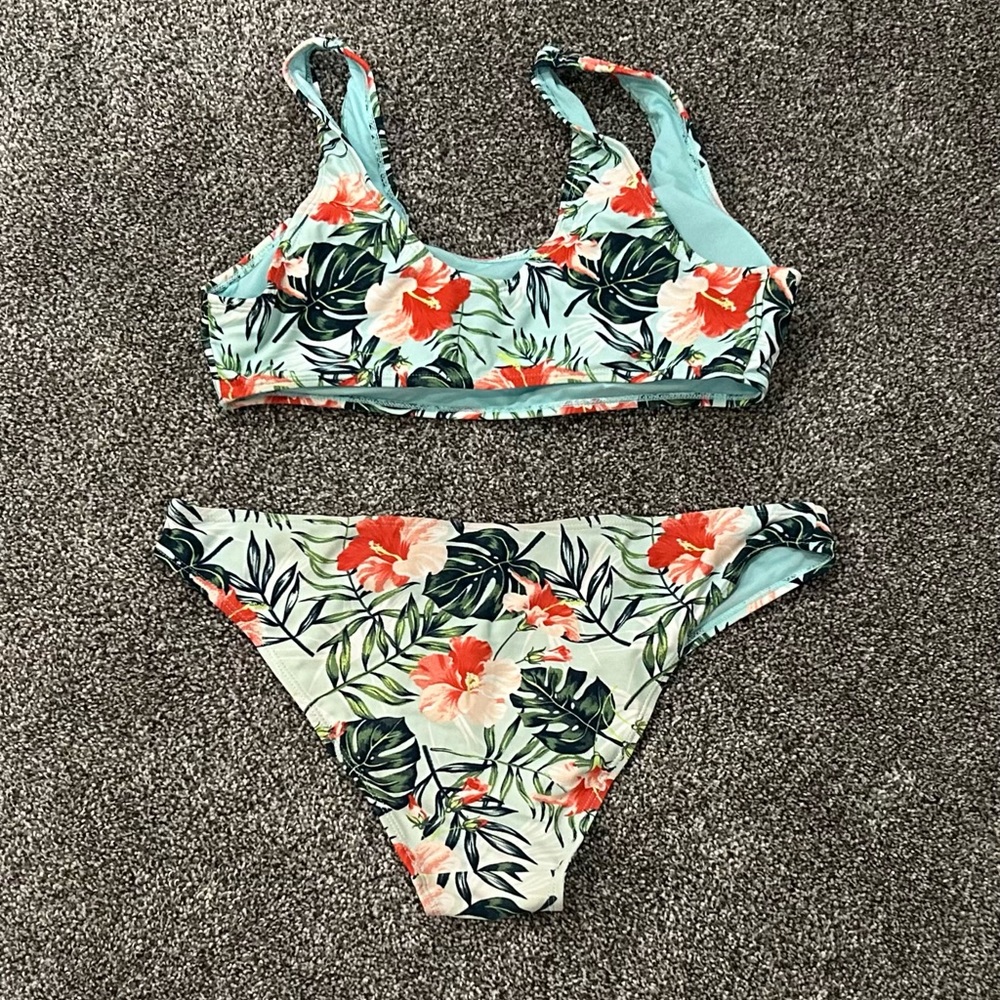 Cabana del Sol Floral Bikini - Picture 3 of 3